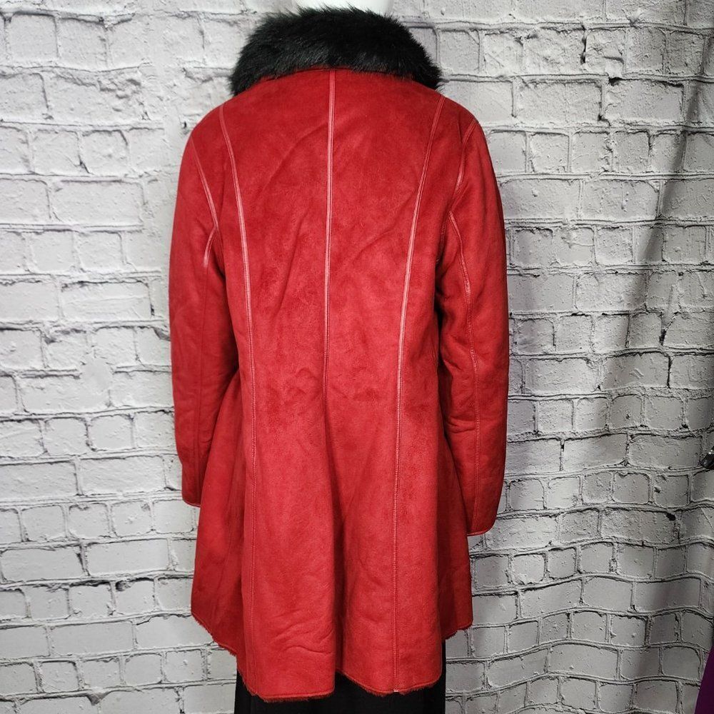 Anne Klein Red Faux Fur Lined Coat with Faux Fur Collar, Women's Small NWT - Picture 4 of 10